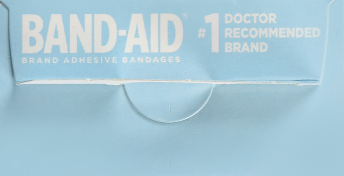 BAND-AID BANDAGES TOUGH STRIPS WATERPROOF 1SIZE 20CT