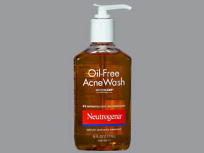 Neutrogena Oil-Free Salicylic Acid Acne Fighting Face Wash 6oz